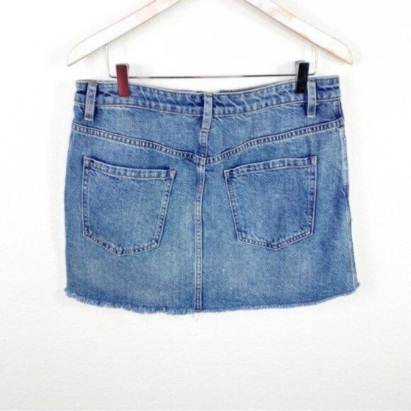 Free People We The Free Zip It Up Mini Denim Skirt Size 31 - Picture 4 of 9